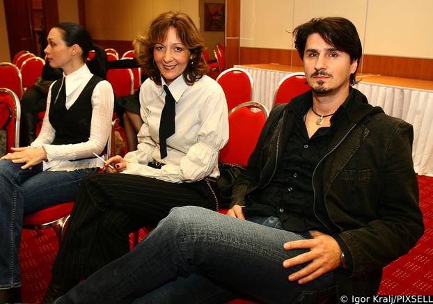 ARHIVA - Zagreb: Kraljica sevdalinki Hanka Paldum predstavila novi CD