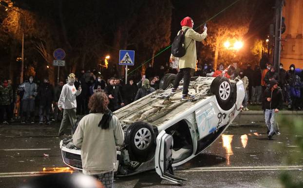 People protest against the "foreign agents" law in Tbilisi