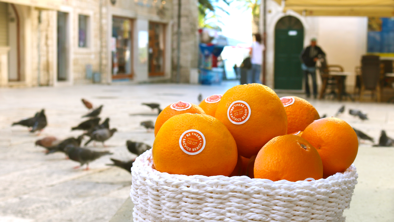 Invazija misterioznih naranči u Splitu!
