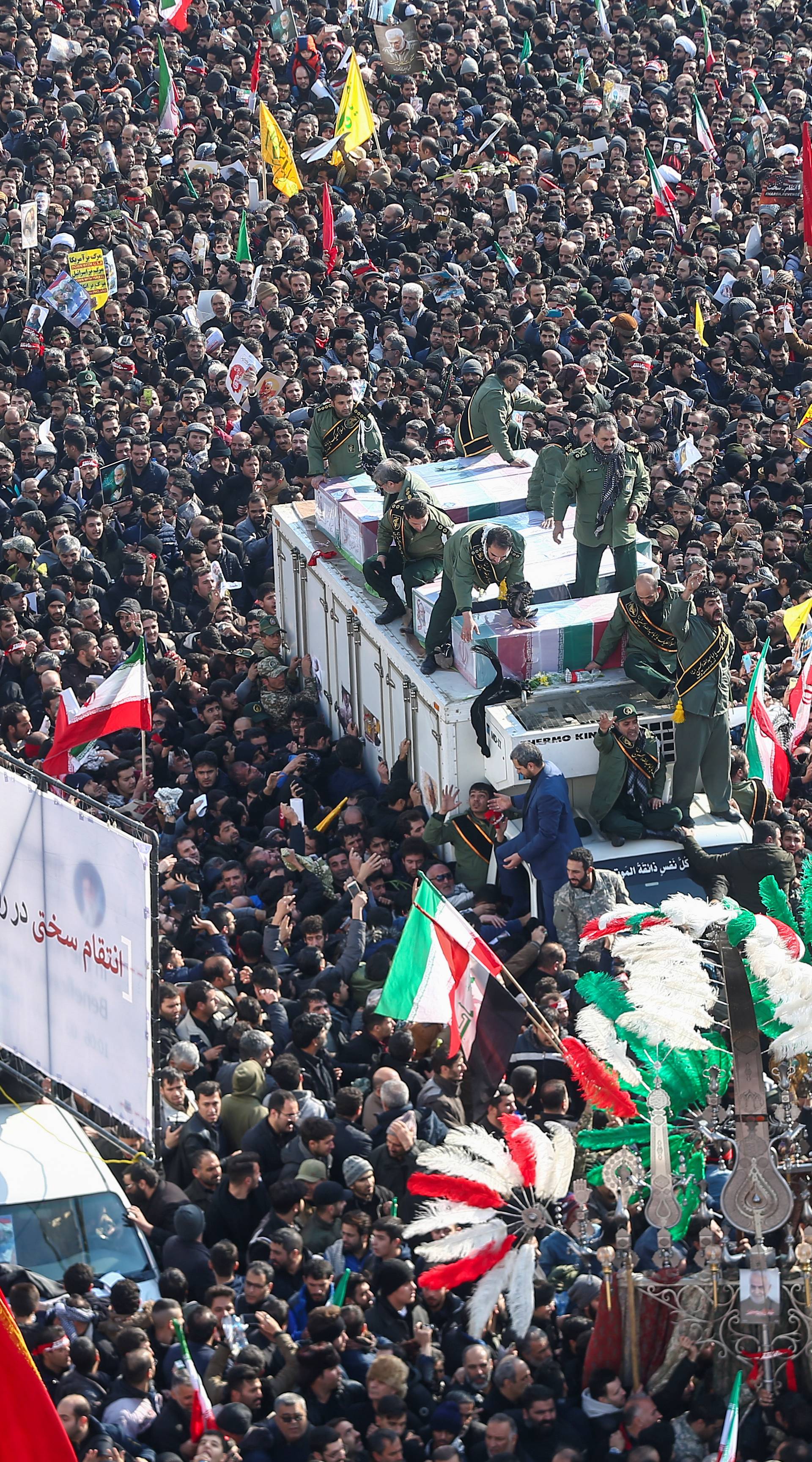 Milijuni ljudi na ulicama Teherana, izašli zbog generala