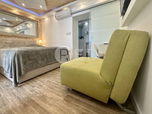 FOTO Ovu garsonijeru od 27 kvadrata u Zagrebu prodaju za 158.000 €! Pogledajte krevet...