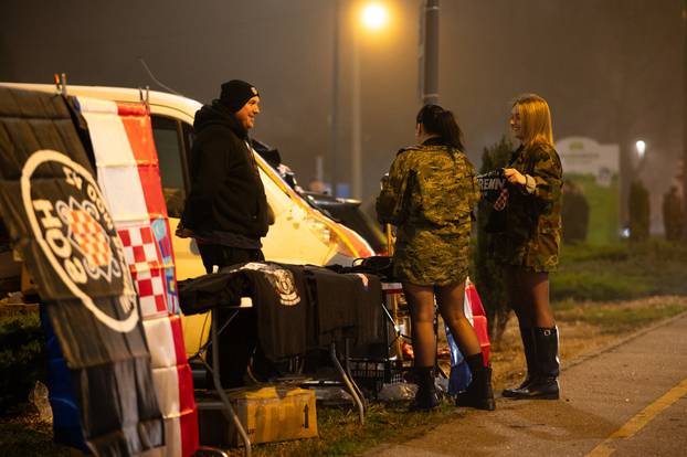 Zagreb: Gužva oko Arena zbog Thompsonovog koncerta