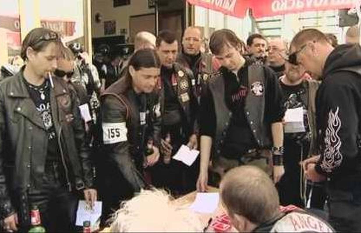 Prosvjed u Berlinu: Motociklisti se bune zbog zabrane znakova