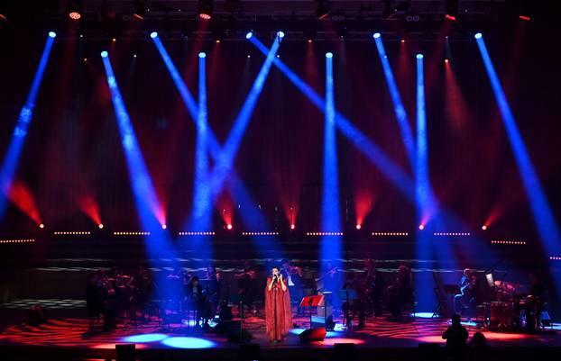 Zagreb: Nina Badrić održala koncert u Lisinskom