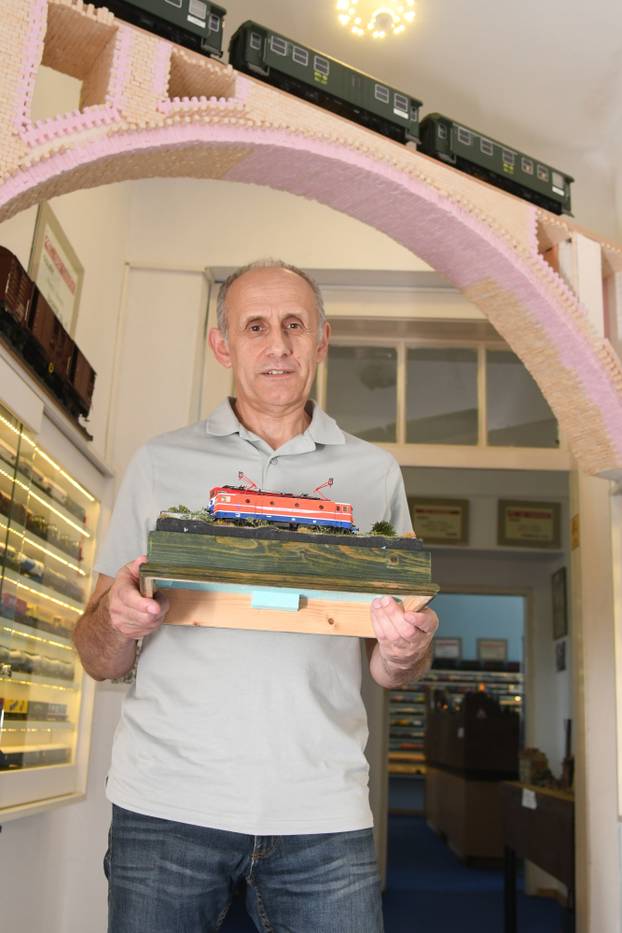 Izložba Virovitica voli vlakove