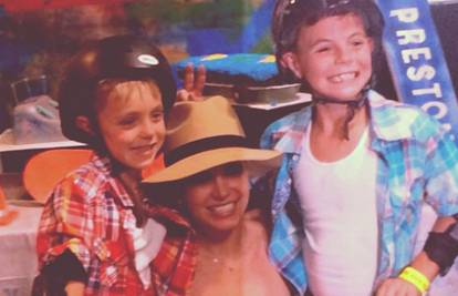 Spears proslavila rođendan svojih sinova: 'Prebrzo rastu'