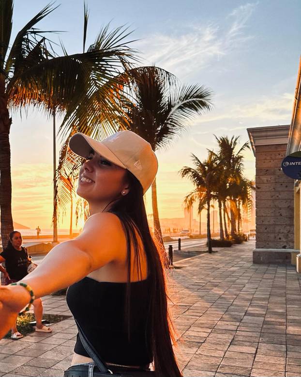 FOTO Nekad kraljica ljepote, a danas nogometna sutkinja. Selene oduzima dah na terenu