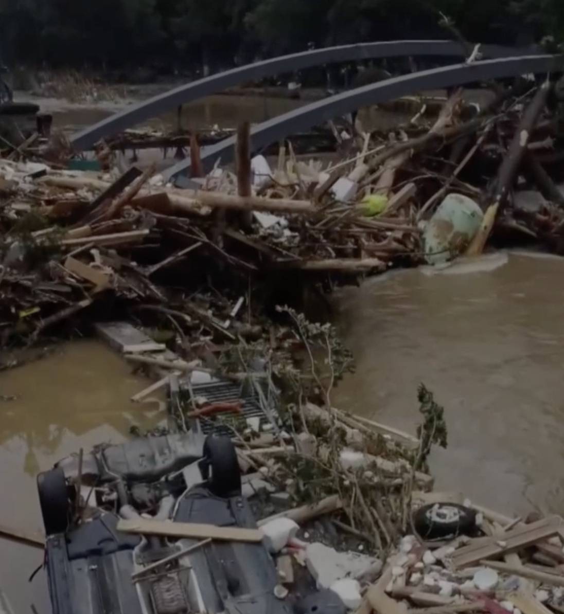 Poplave u Njemačkoj i Belgiji odnijele su 170 života: Šteta će se brojati u milijardama eura