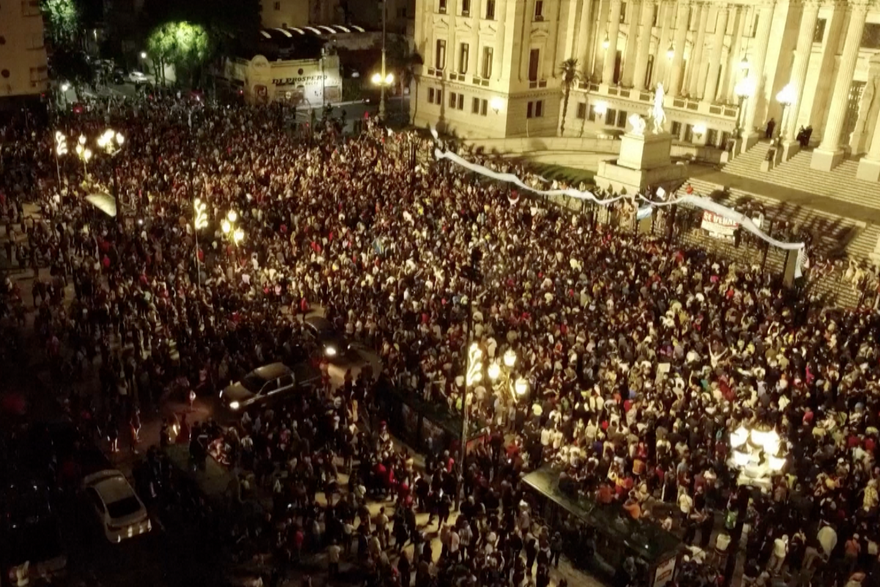 VIDEO Veliki prosvjedi izbili su u Argentini: Narod nezadovoljan odlukama novog predsjednika