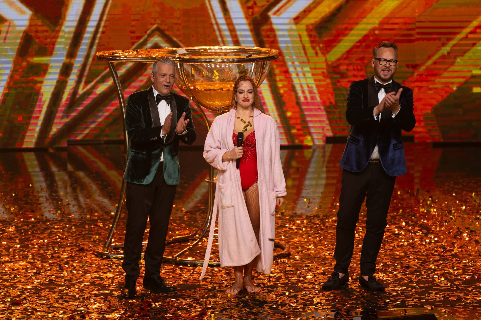 U finale 'Supertalenta' prošle su Ukrajinka Karyna, Emina i Ena