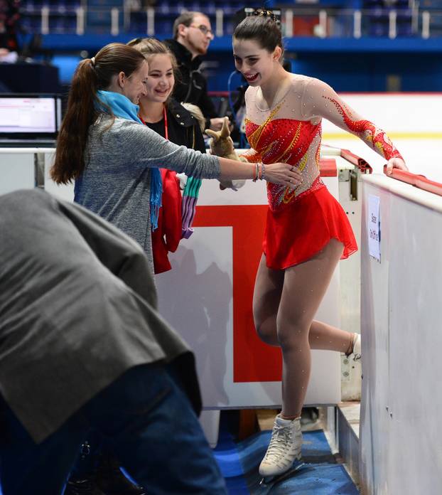 Zagreb: Katarina Kitarovi? na juniorskom ISU Grand-prixu u umjetni?kom klizanju 