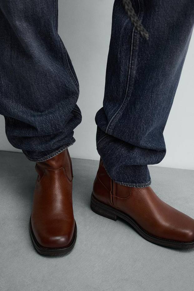 FOTO Bad Bunny kao inspiracija: Pronašli smo Zara komade koji su gotovo isti onima koje nosi