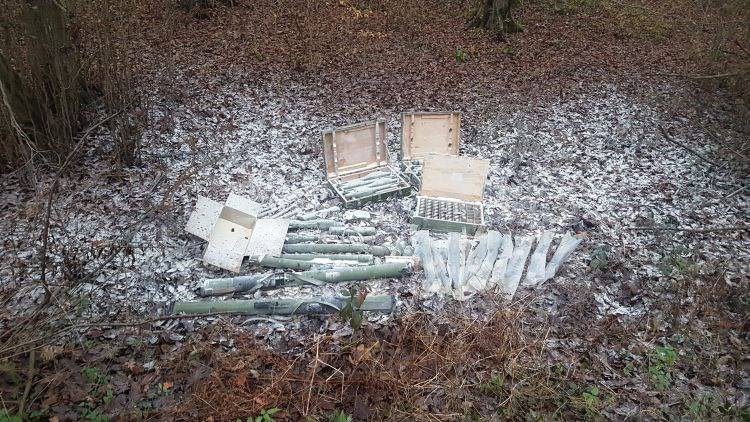 U šumi kod Karlovca su našli ručni bacač, mine, bombe...