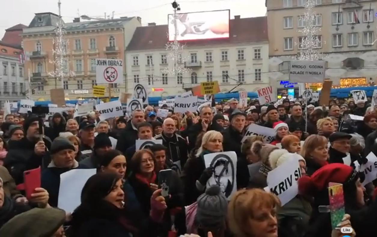 Više od 1000 ljudi na prosvjedu opet tražilo Bandićevu ostavku