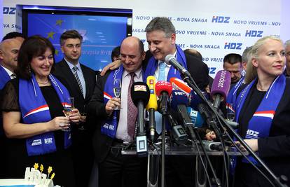 HDZ pao u javnosti: 'Plenković će nam vratiti naš stari rejting'