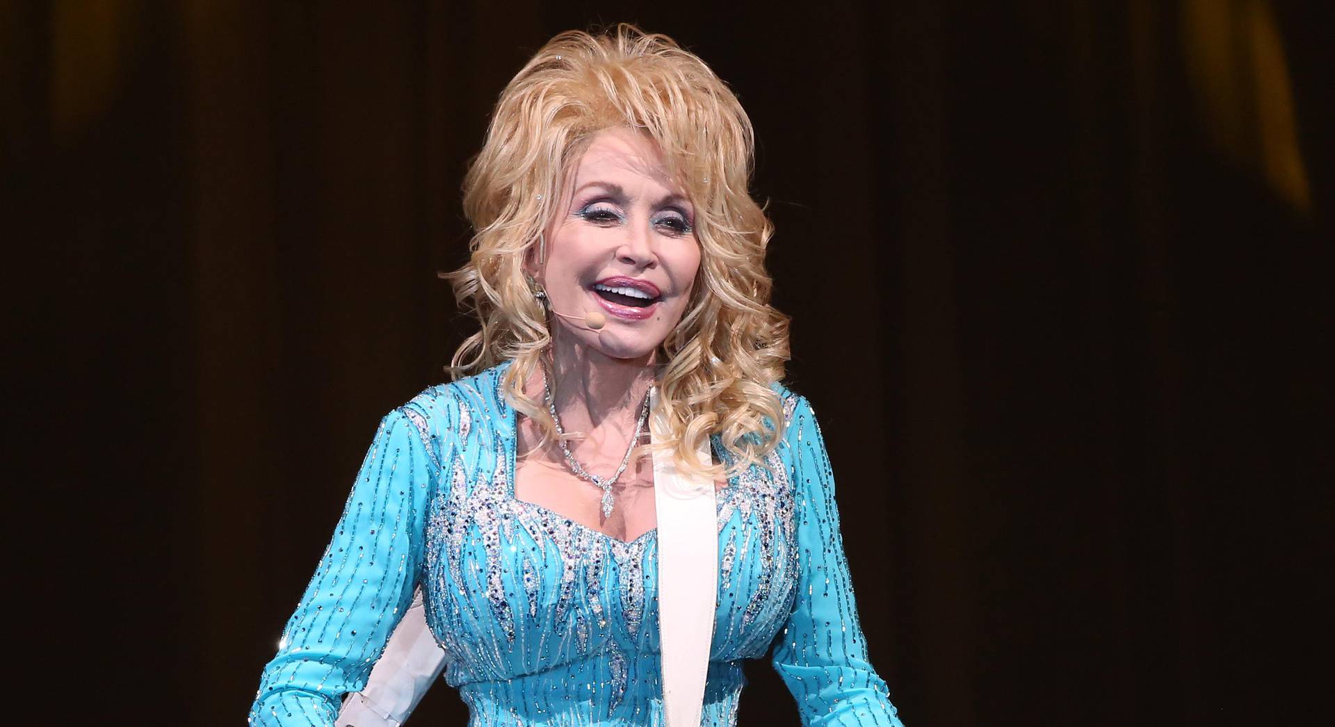 Dolly Parton's Pure and Simple Tour - Moose Jaw