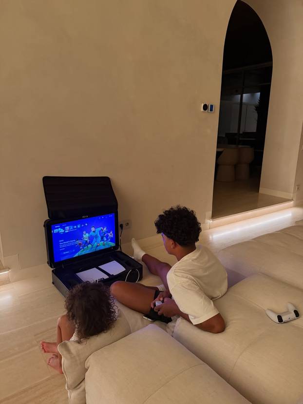 FOTO Ronaldo se oprašta od momačkog života. Procurili su detalji glamuroznog vjenčanja
