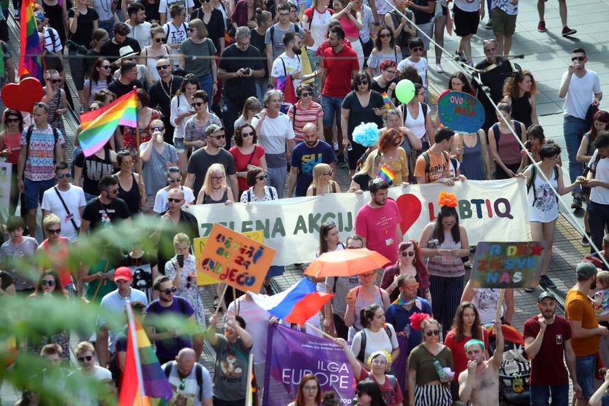 Nekoliko tisuća ljudi u Povorci ponosa: Želimo ljubav i slobodu