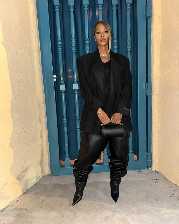 Što je ovo? Gospođa LeBron voli krpice koje više toga otkrivaju