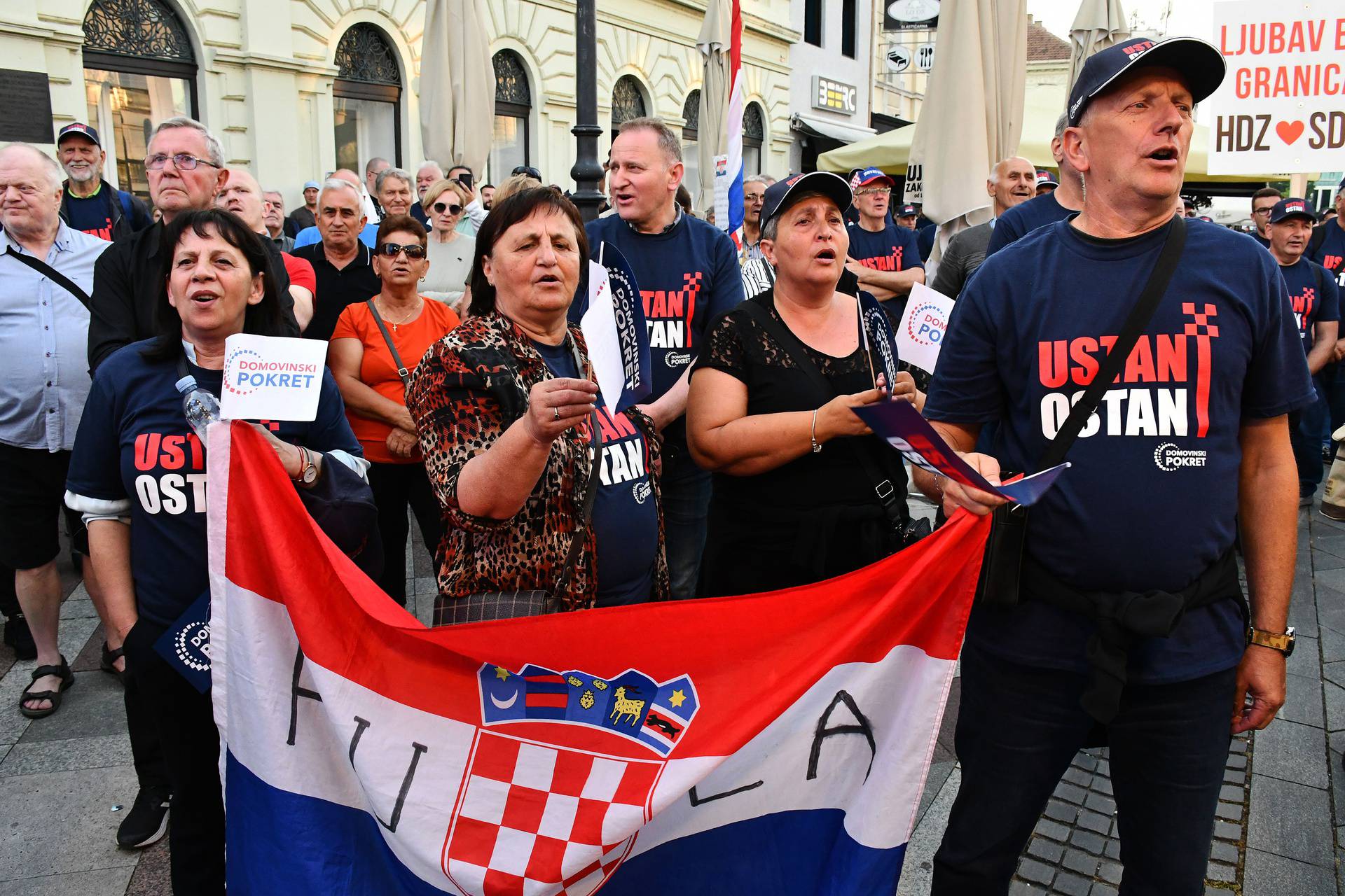 Slavonski Brod: Veliki skup Domovinskog pokreta pod nazivom "Ustani i ostani"