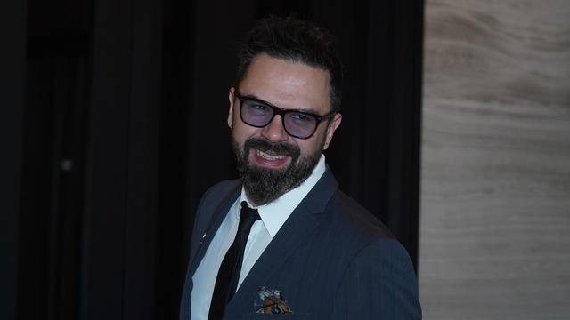 Petar Grašo za Valentinovo je nastupio u hotelu Hilton u Beogradu