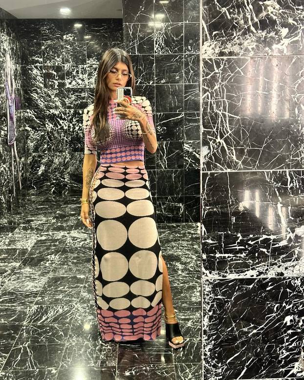 FOTO Znate li čime se sad bavi Mia Khalifa? Nije za prepoznati!