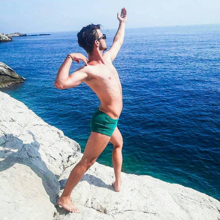 Billy Elliot iz Kikinde: Mnogi su me maltretirali jer sam baletan