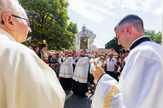 Procesijom i misom obilježena je središnja proslava blagdana Velike Gospe u Sinju