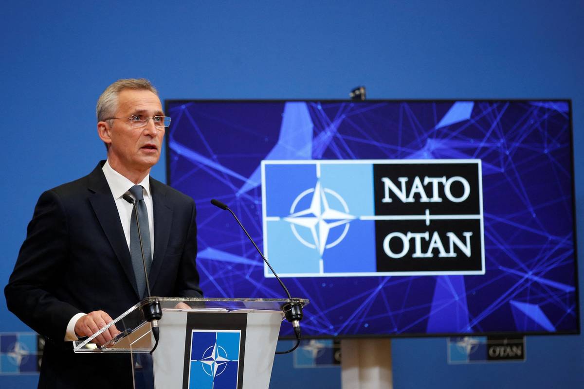 NATO: Nudimo dijalog Rusiji
