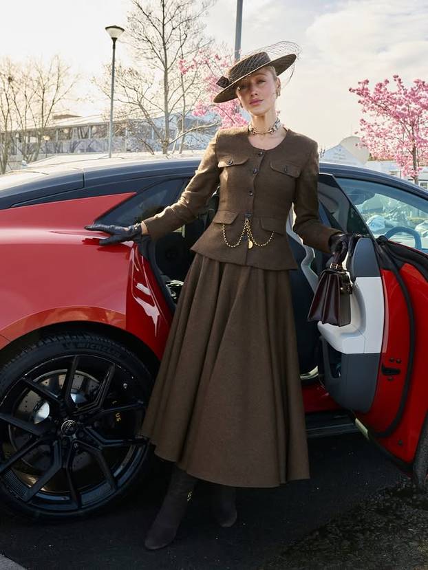 FOTO Zavirite u luksuzni život britanske 'RichTok' influencerice