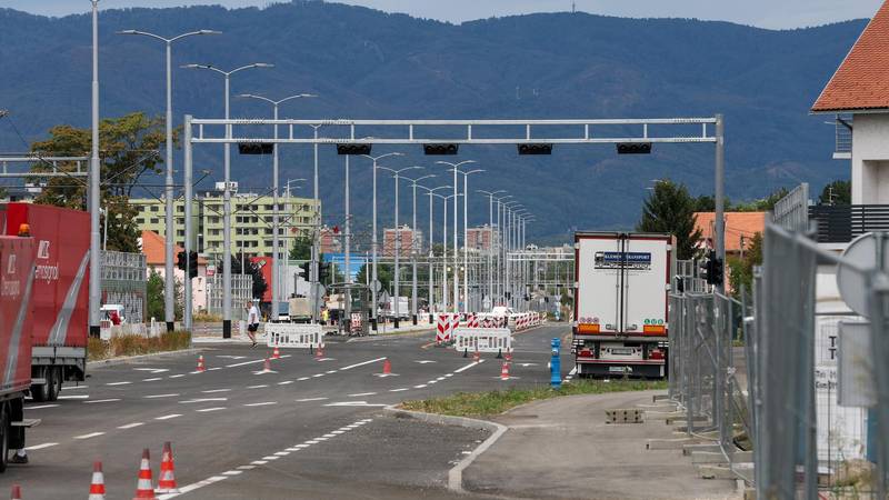 FOTO Radovi na Sarajevskoj pri kraju, ovako cesta izgleda sada