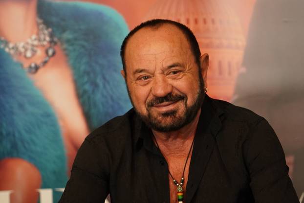 Beograd: Konferencija za medije Mile Kitića uoči američke turneje s kćerkom Elenom Kitić 