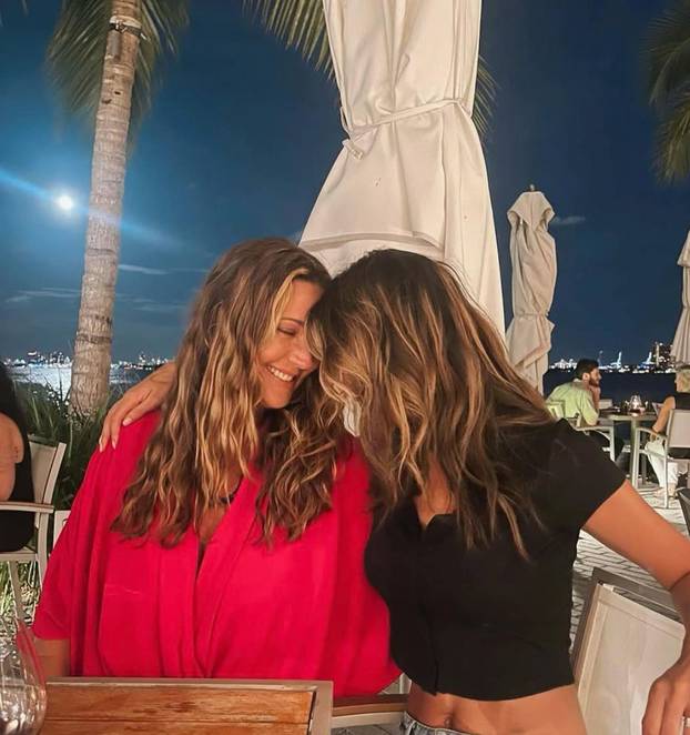 FOTO Krv nije voda! Prekrasne mama i kći imaju titulu misice