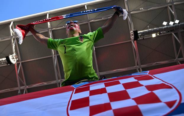 Leipzig: Navijači uoči početka susreta Hrvatske i Italije u 3. kolu skupine B na Europskom prvenstvu