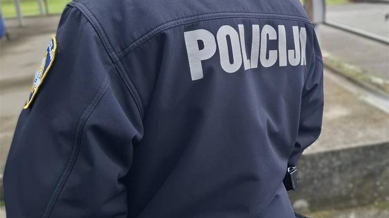 Žena (88) radila nered na Maksimiru pa ugrizla policajku