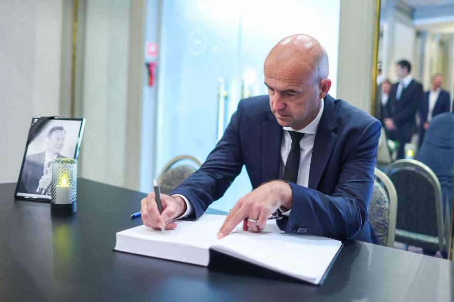 Zagreb: Komemoracija za Nikolu Pili?a u Hotelu Sheraton