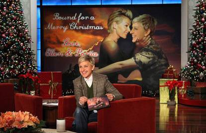 Ellen i Portia ismijale Kanyjea i Kim: Veži se za mene za Božić