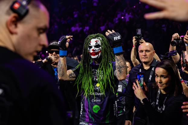 FOTO FNC ljepotice su zavladale Münchenom: Meri Goldašić, Valentina Miletić, ring djevojke