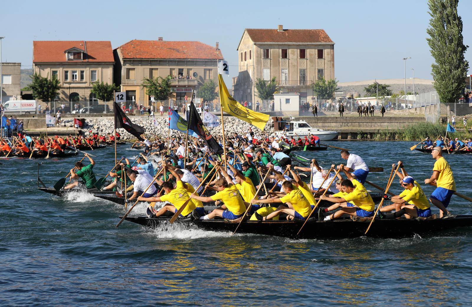 Metković: Start 22. Maratona lađa