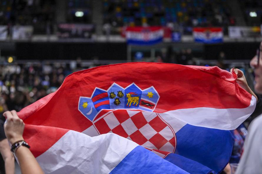 Frankfurt: Krenula Hrvatska Noć pred 13.000 Hrvata