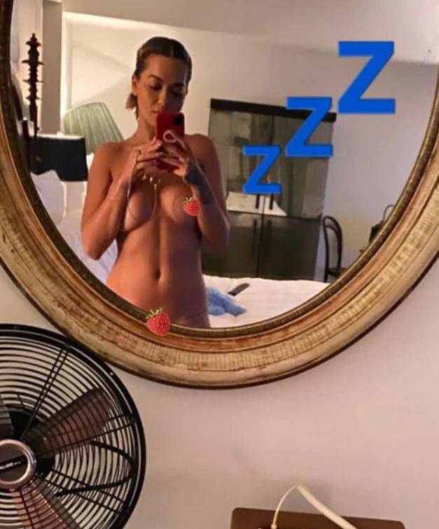 Ništa ne prepušta mašti: Rita Ora je objavila golu fotografiju