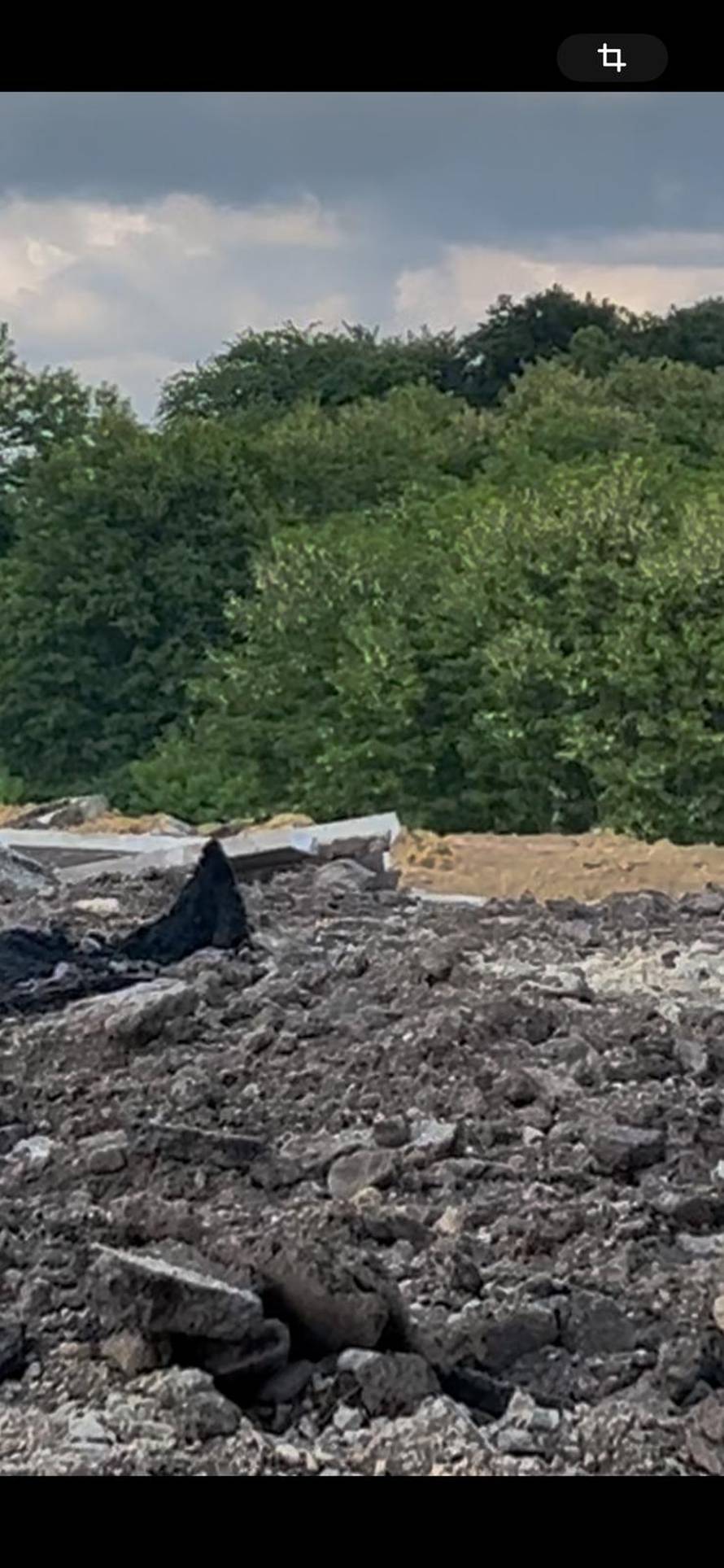 EKSKLUZIVNO Zatrpao potok građevinskim otpadom: 'Nema dozvole, ali bacamo na svoje'