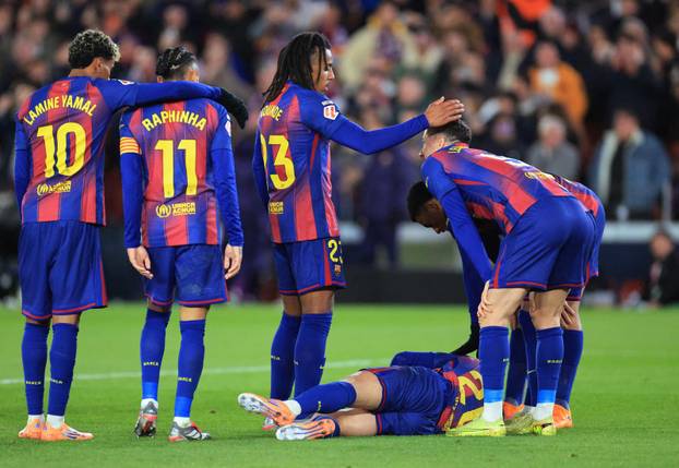 LaLiga - FC Barcelona v Atletico Madrid