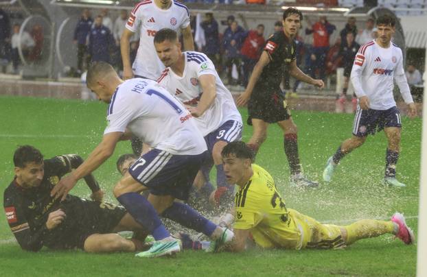 Hajduk i Dinamo sastali se u 09. kolu SuperSport HNL-a