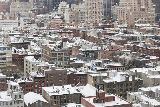 Major winter storm spreads across a large swath of the United States