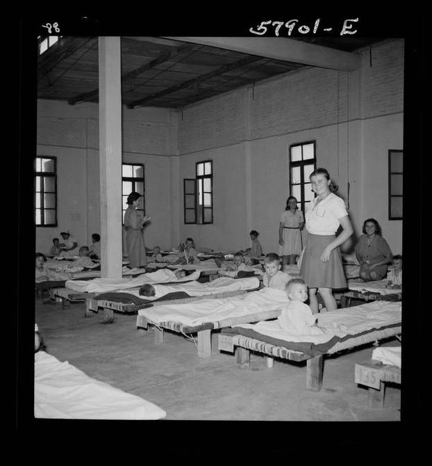 FOTO Pogledajte kako su Hrvati živjeli u El Shattu: U izbjeglištvu su slikali, svirali, radili igračke