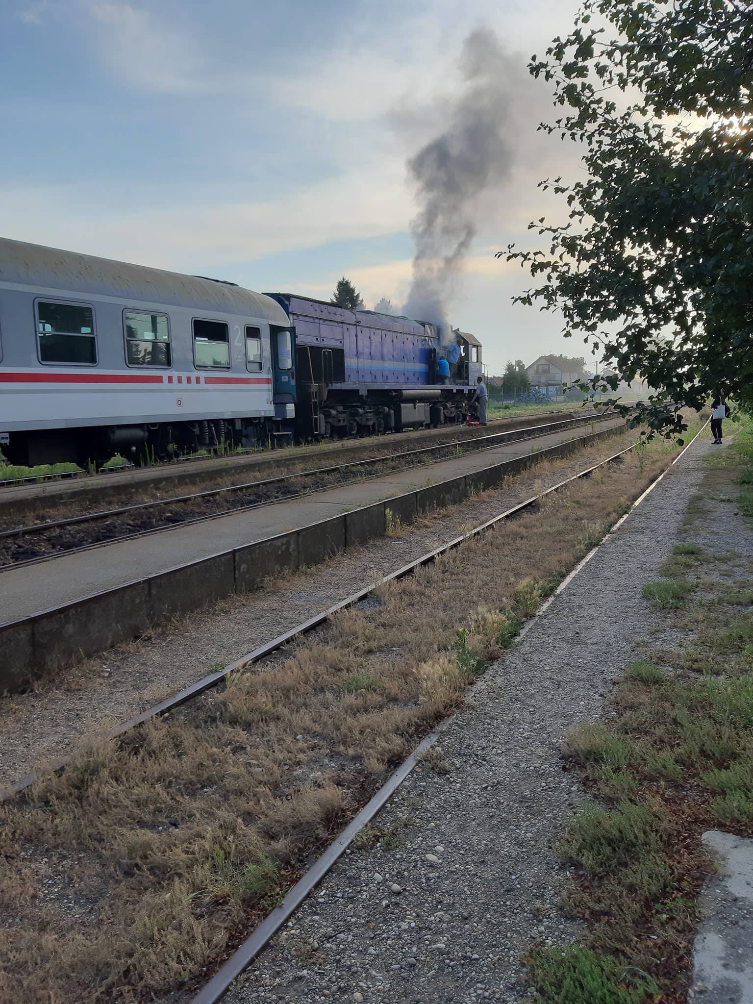 Zapalio se putnički vlak  u Pitomači: Nitko nije ozlijeđen