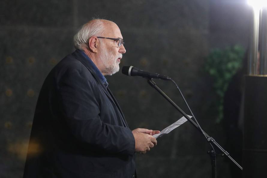 Tuga i suze na ispraćaju Matije Vukšića: Stotine ljudi je stiglo