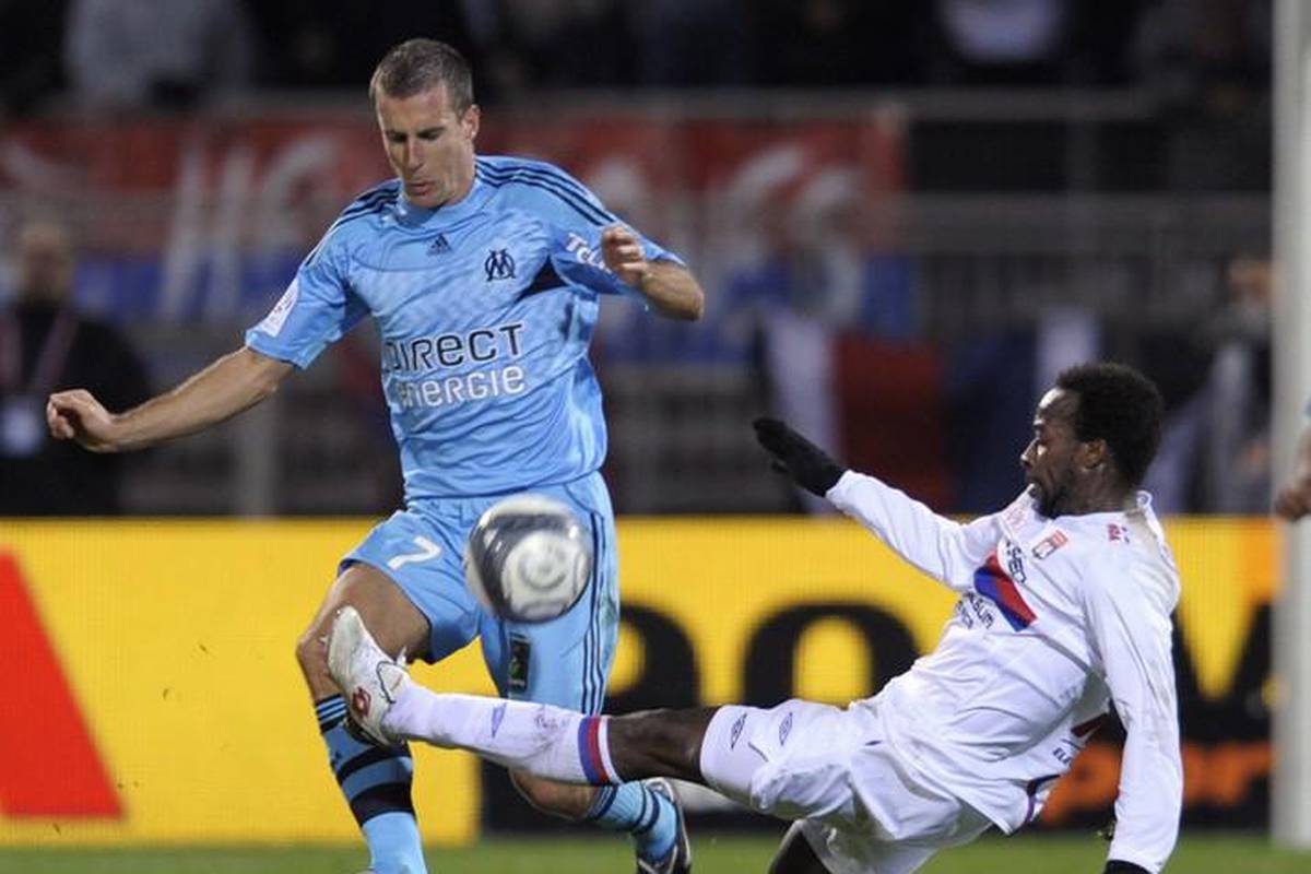 Marseille bliži tituli nakon nule u derbiju s Auxerreom