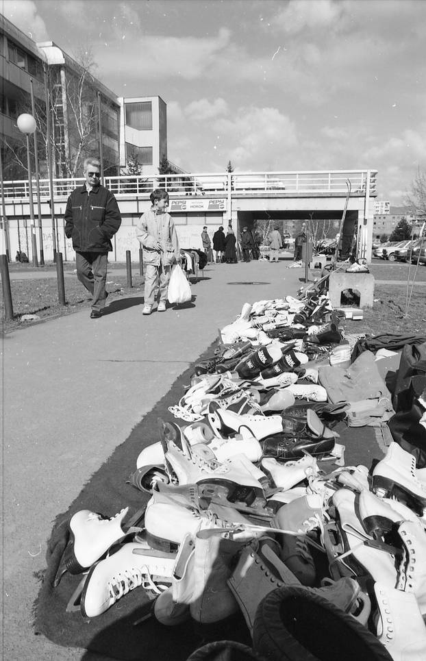 Zagreb: Tradicionalni sajam zimske opreme na Trgu sportova
